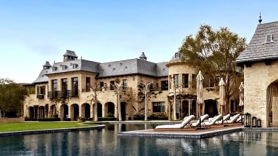 Dr Dr's lavish California mansion.